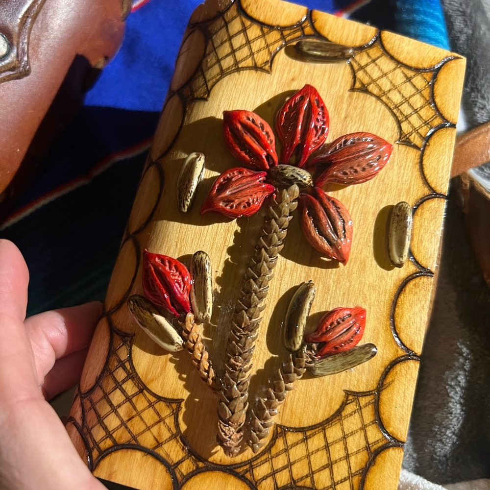 Vintage Leather Shoulder Bags Medium & Mini w/new wallet, storage box, sm. shawl - Picture 15 of 16